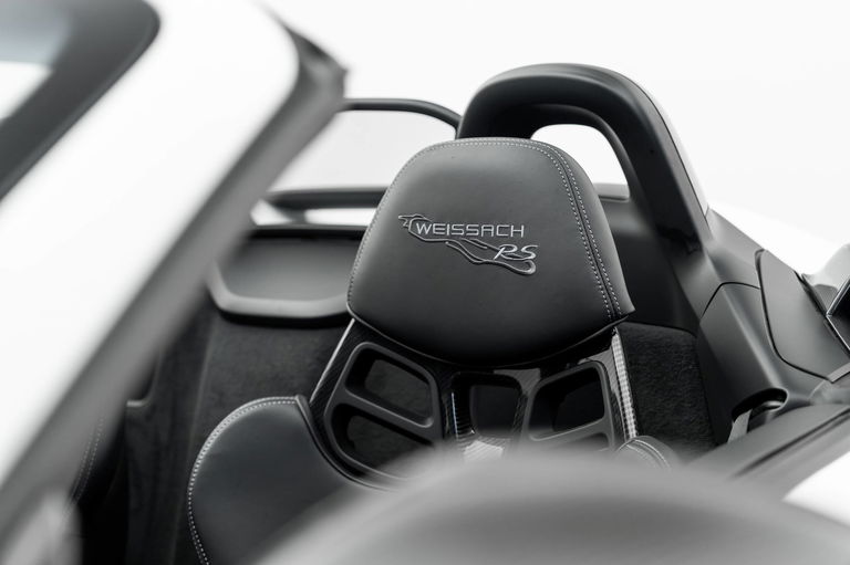 Porsche 718 Spyder RS