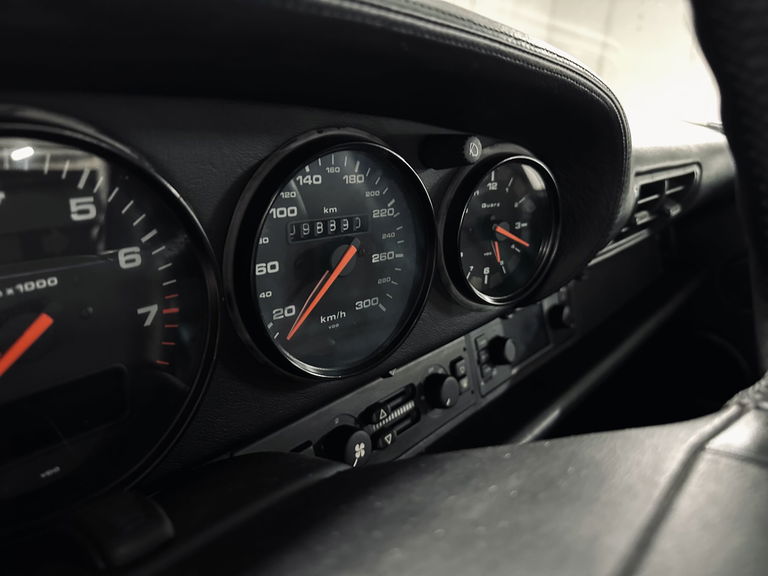 Porsche 964 Carrera 2 Cabrio WTL