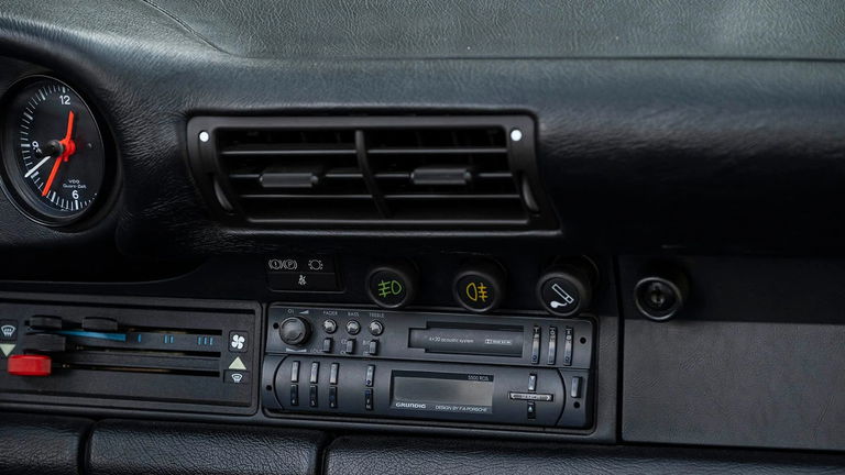 Porsche 911 Carrera 3.2 Speedster