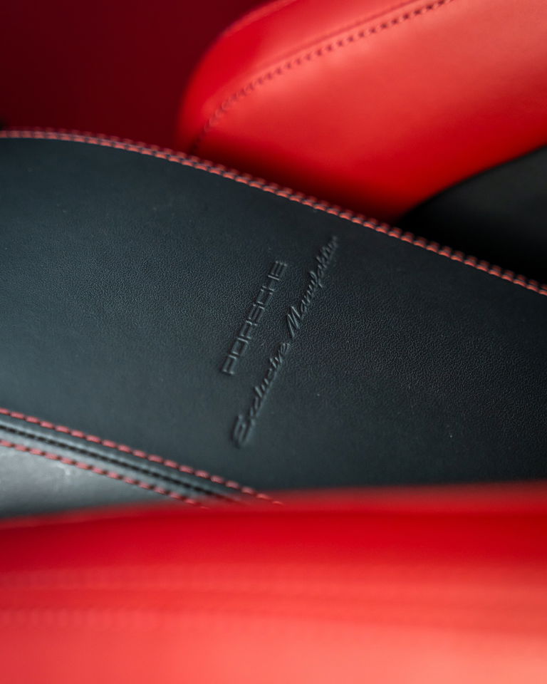 Porsche 992 GT3 Touring