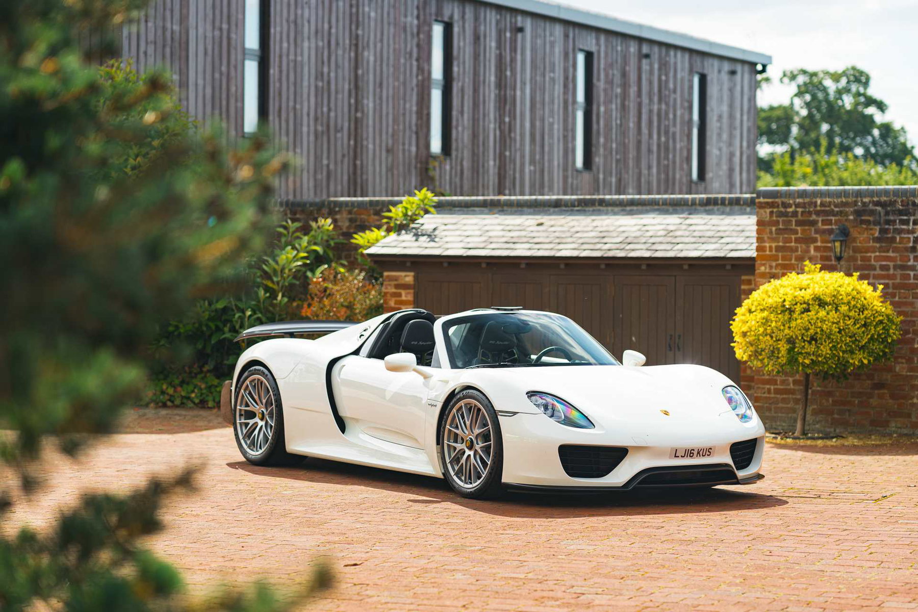 918-spyder-for-sale-8.jpg?class=l