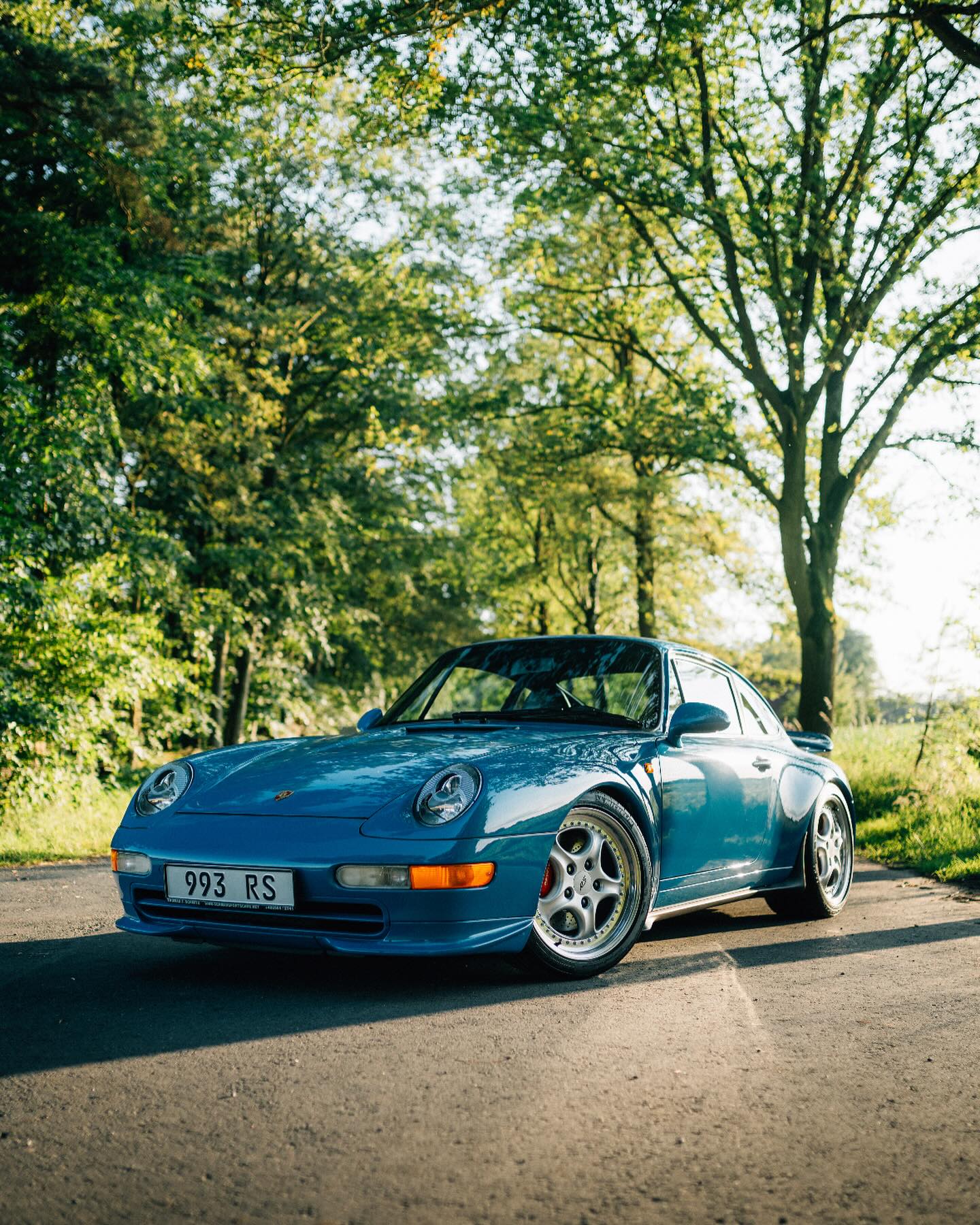 Porsche 993 Carrera RS 1996 - elferspot.com - Marketplace for