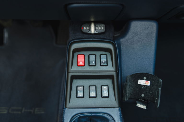 Porsche 993 Carrera 4S