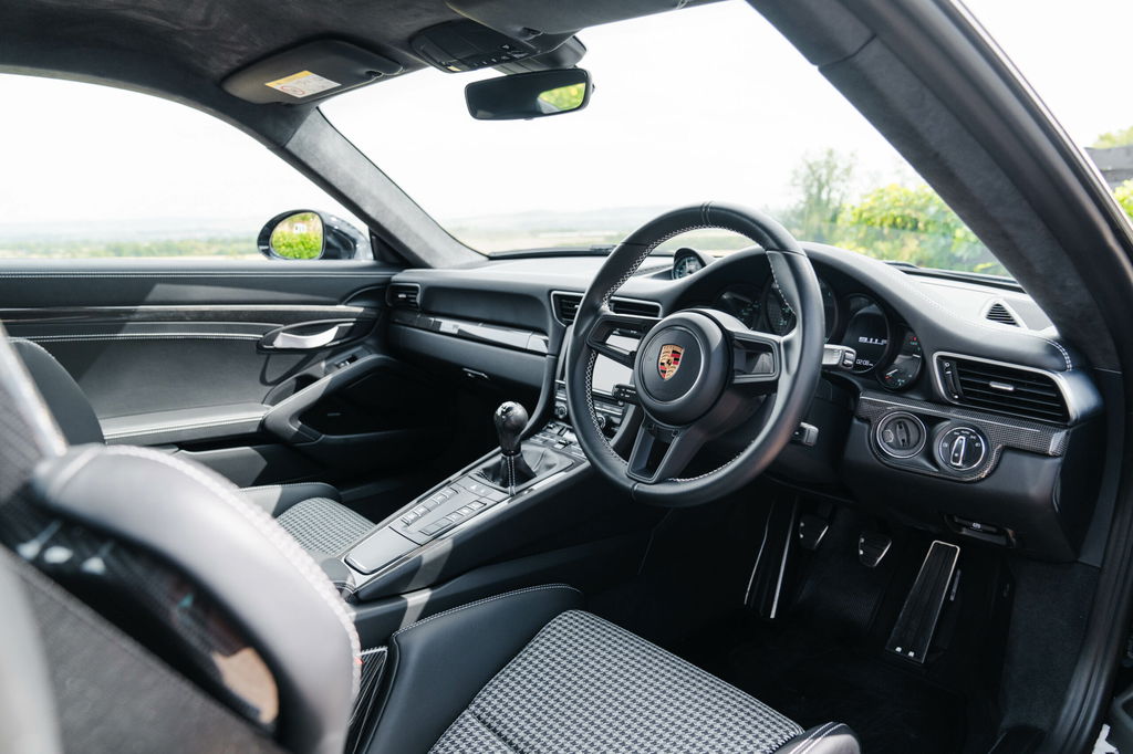 Porsche 911 R