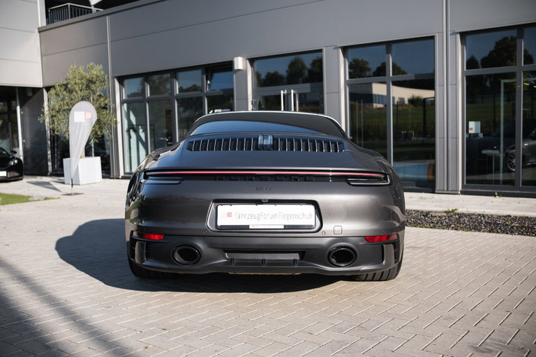 Porsche 992 Targa 4