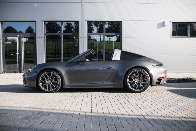 Porsche 992 Targa 4