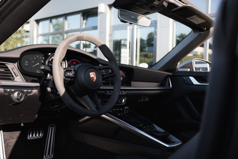 Porsche 992 Targa 4