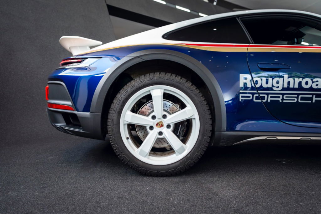 Porsche 911 Dakar
