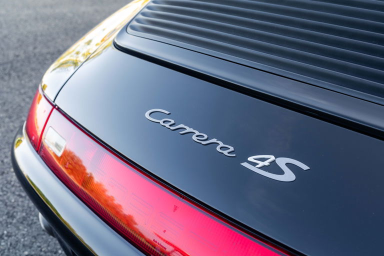 Porsche 993 Carrera 4S