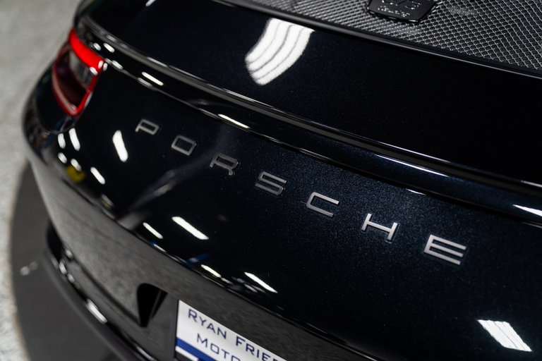 Porsche 991.2 GT3 Touring