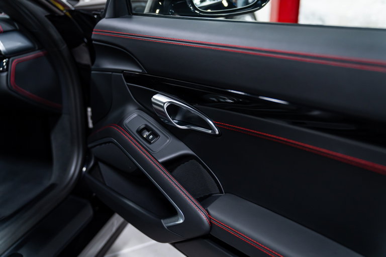 Porsche 991.2 GT3 Touring