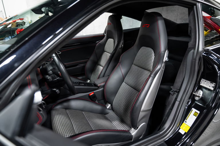 Porsche 991.2 GT3 Touring