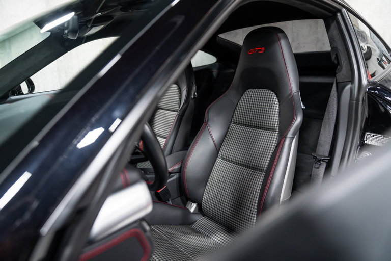 Porsche 991.2 GT3 Touring