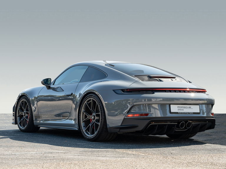 Porsche 992 GT3 Touring