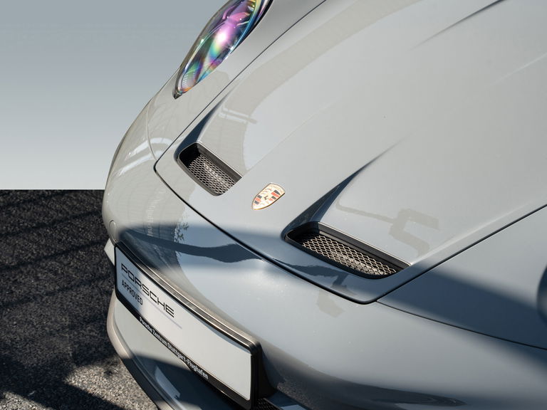 Porsche 992 GT3 Touring