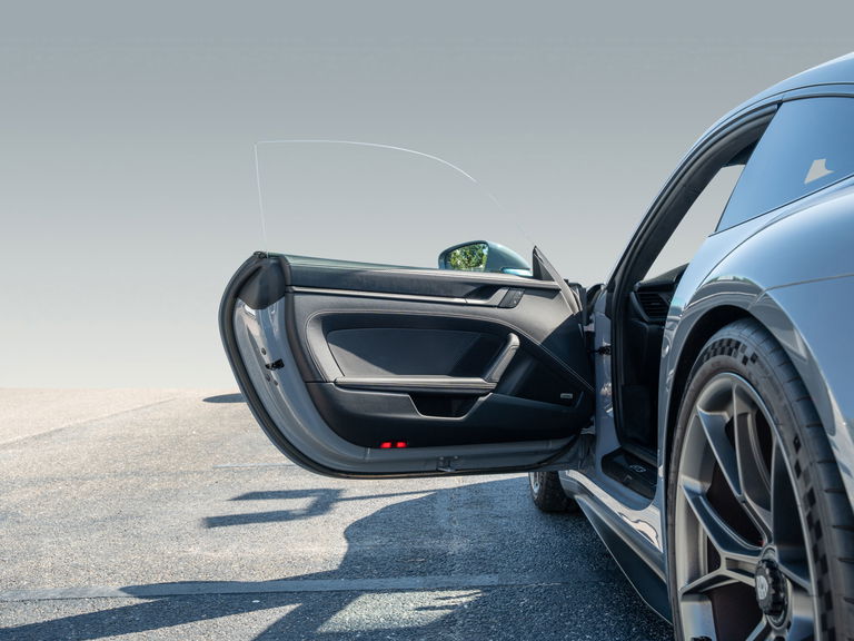 Porsche 992 GT3 Touring