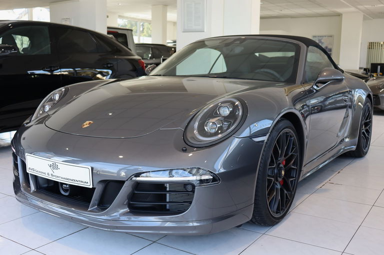 Porsche 991 Carrera 4 GTS