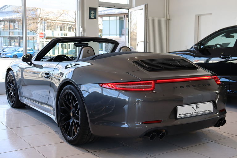 Porsche 991 Carrera 4 GTS