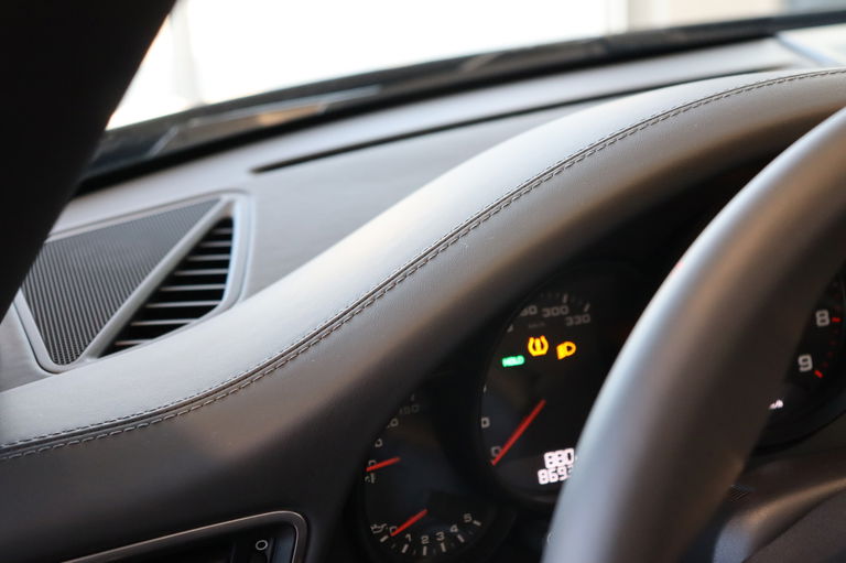 Porsche 991 Carrera 4 GTS