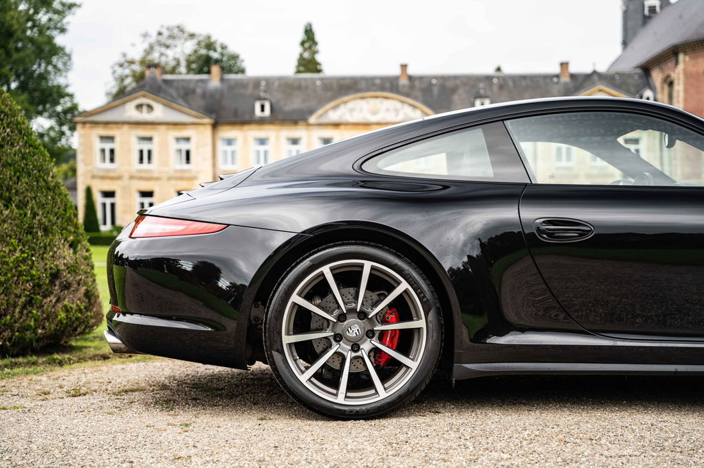 Porsche 991 Carrera 4