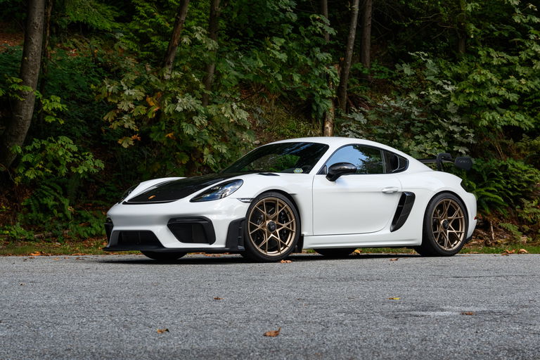 Porsche 718 Cayman GT4 RS