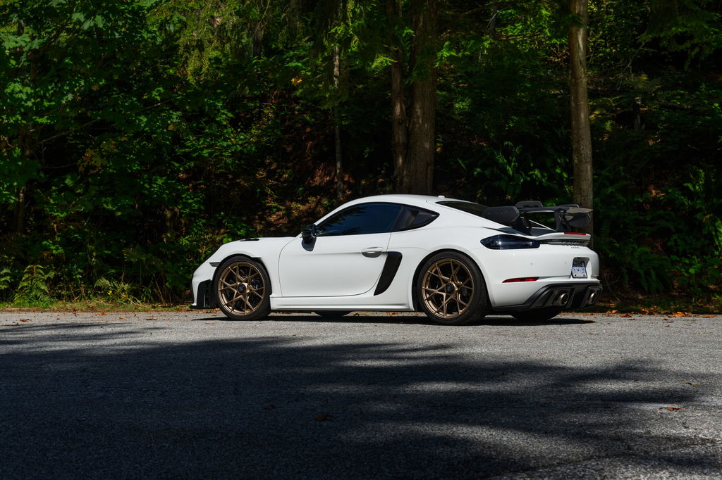 Porsche 718 Cayman GT4 RS
