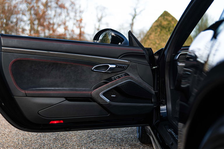 Porsche 991.2 Carrera GTS