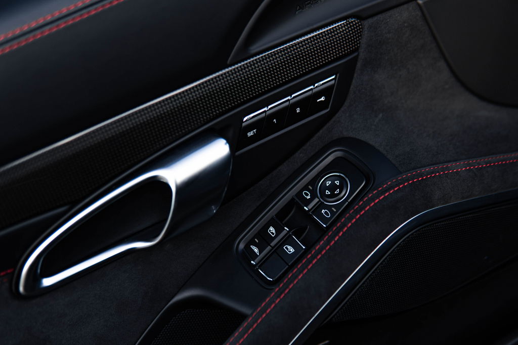 Porsche 991.2 Carrera GTS