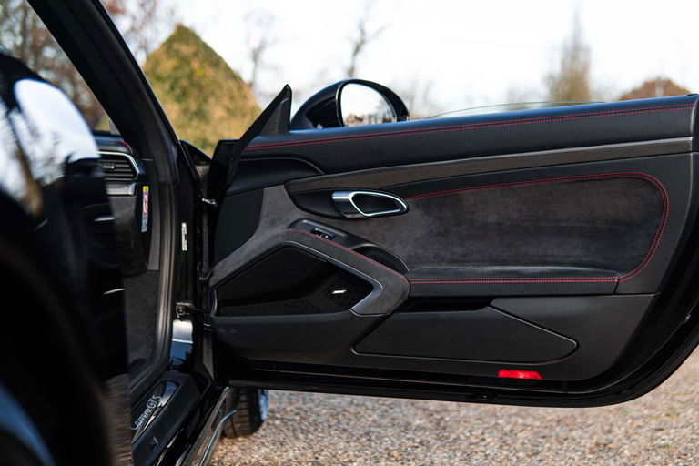 Porsche 991.2 Carrera GTS