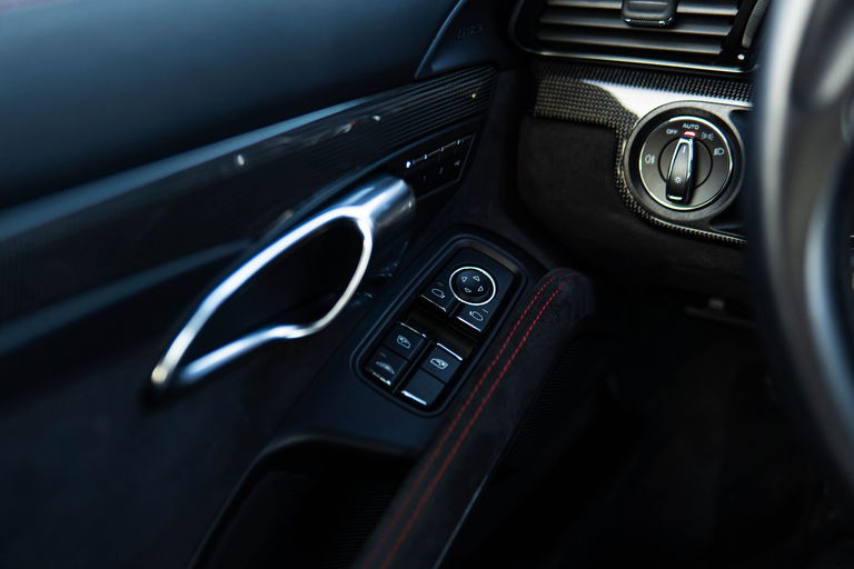 Porsche 991.2 Carrera GTS