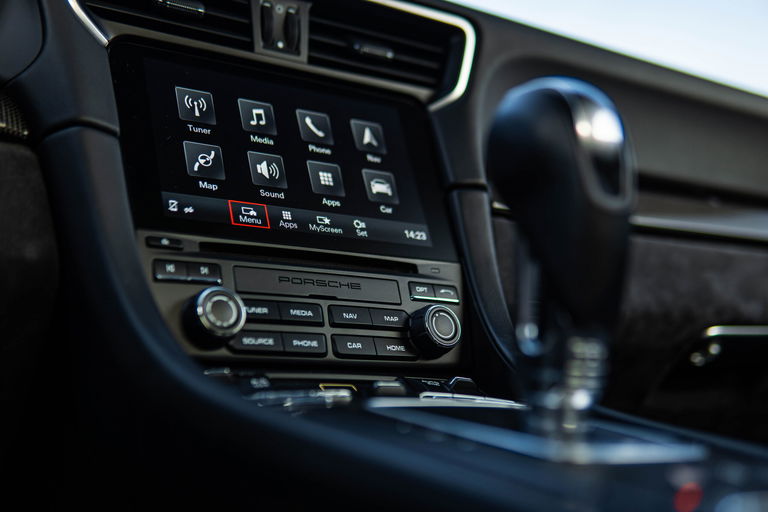 Porsche 991.2 Carrera GTS
