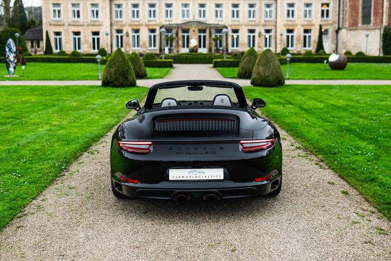 Porsche 991.2 Carrera GTS