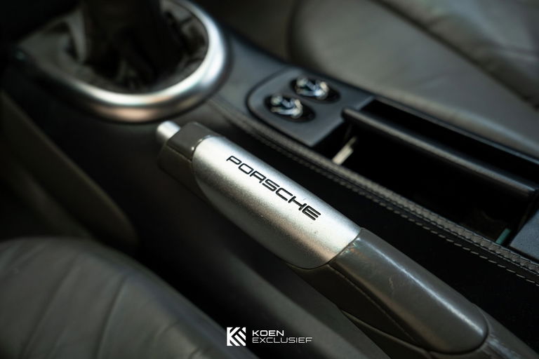 Porsche 996 Carrera 4