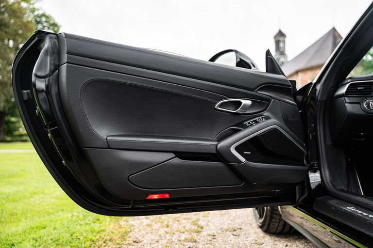 Porsche 991.2 Carrera 4 GTS