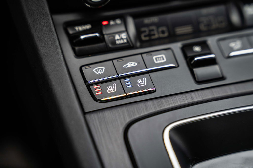 Porsche 991.2 Carrera 4 GTS