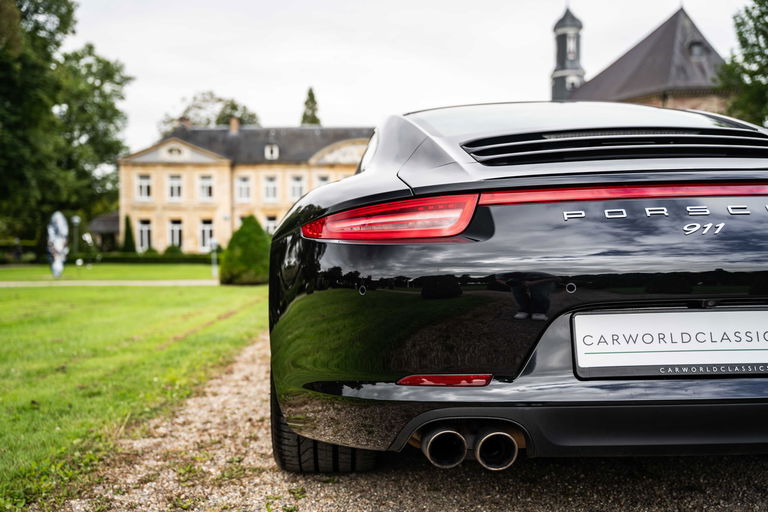 Porsche 991 Carrera 4