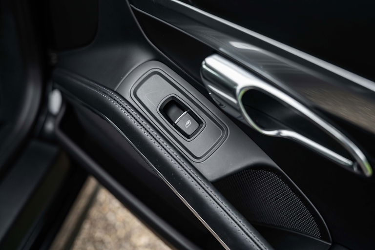 Porsche 991 Carrera 4