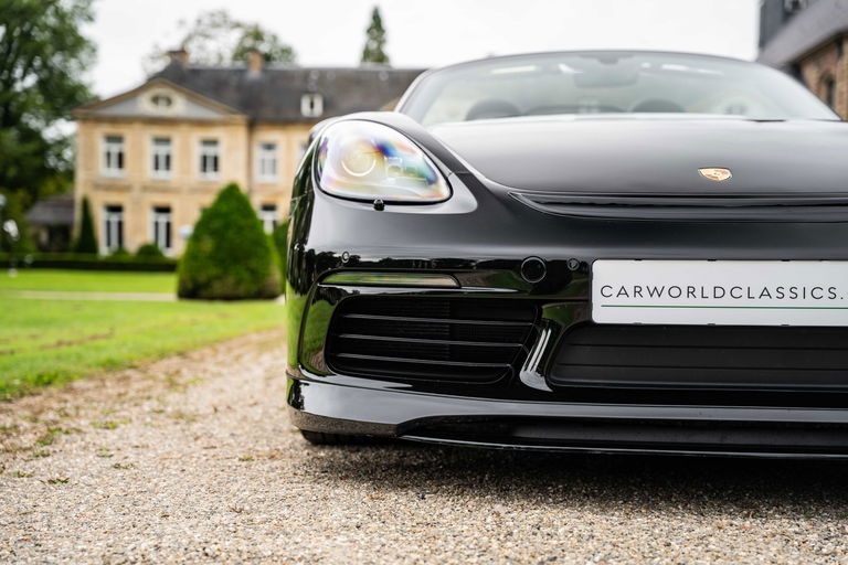 Porsche 718 Boxster T