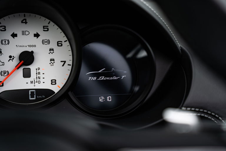 Porsche 718 Boxster T
