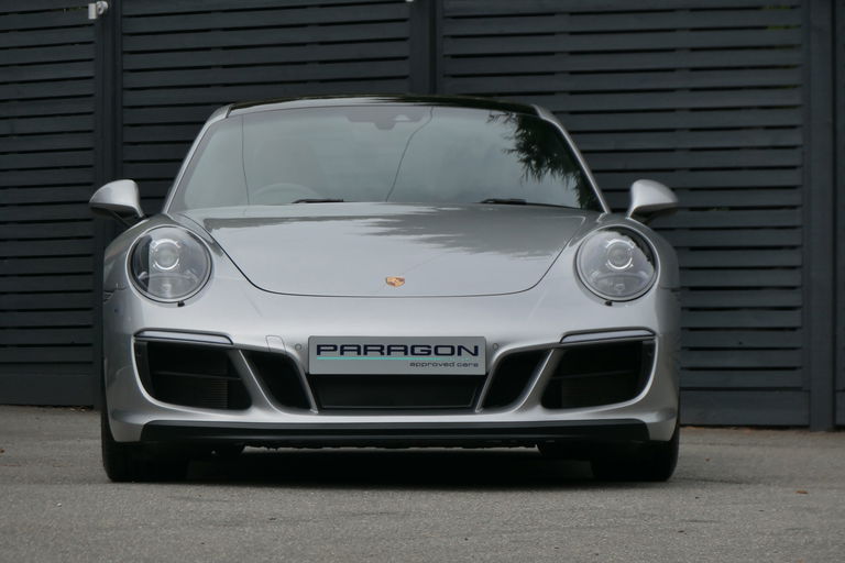 Porsche 991.2 Carrera GTS