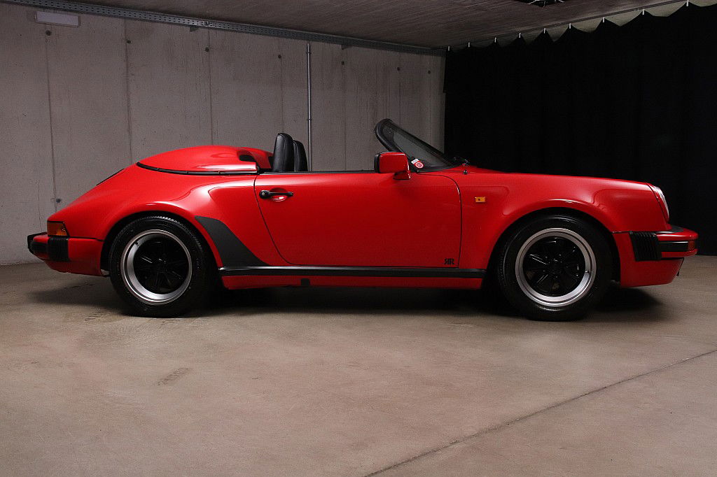 Porsche 911 Carrera 3.2 Speedster