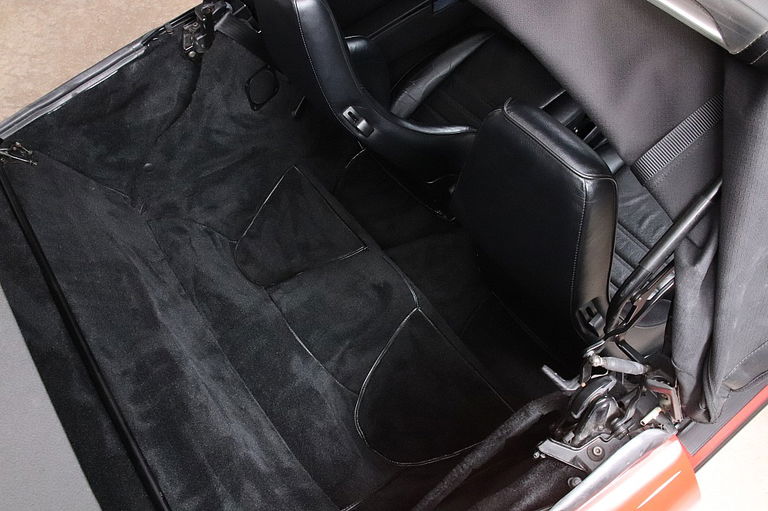 Porsche 911 Carrera 3.2 Speedster