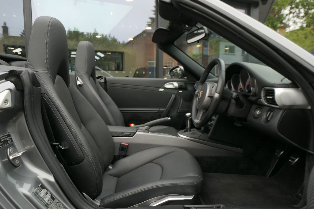 Porsche 997.2 Carrera 4S