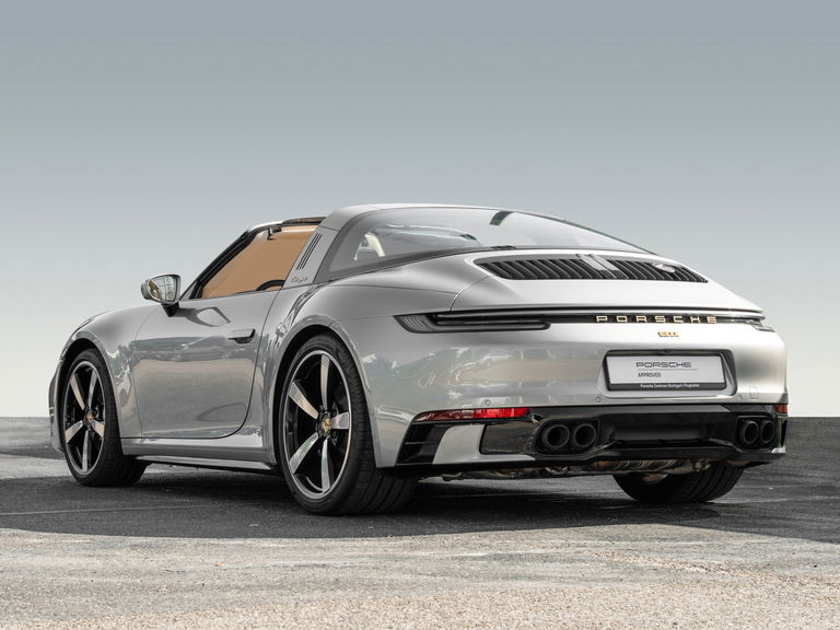 Porsche 992 Heritage Design Edition