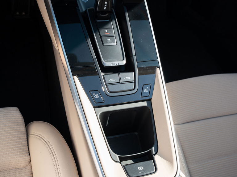 Porsche 992 Heritage Design Edition