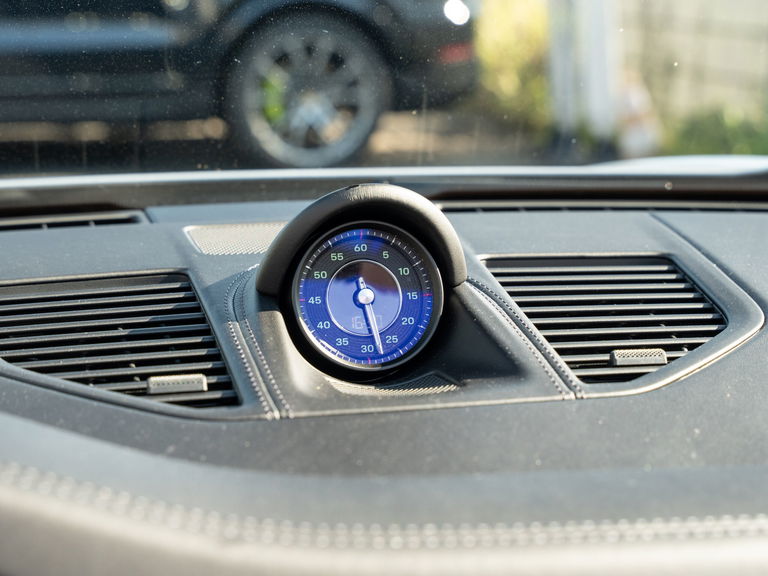 Porsche 992 Heritage Design Edition