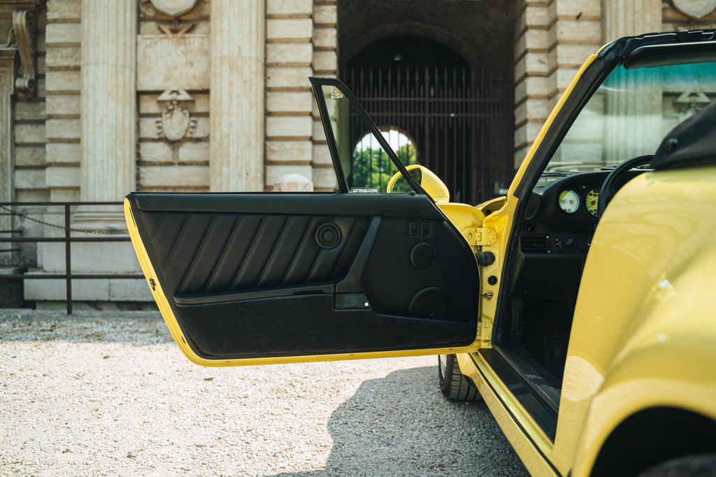 Porsche 964 Carrera 2 Cabrio WTL