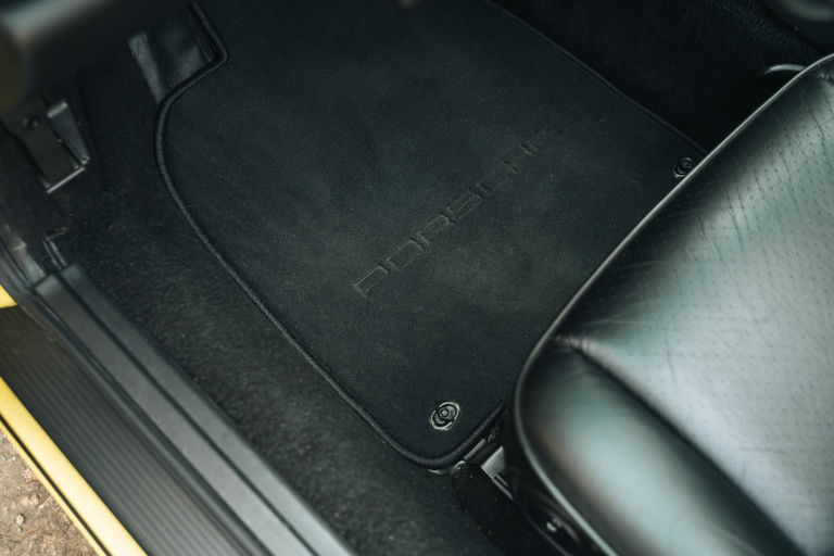 Porsche 964 Carrera 2 Cabrio WTL