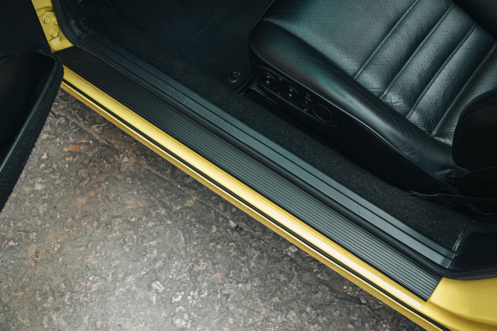 Porsche 964 Carrera 2 Cabrio WTL