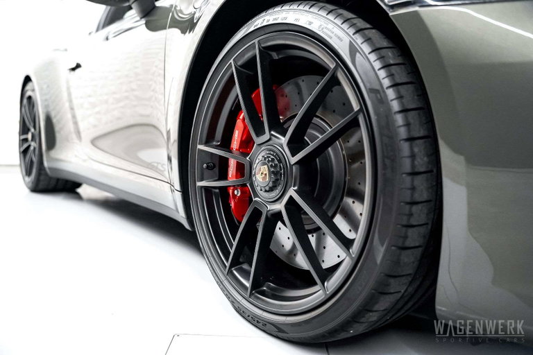 Porsche 992 Targa 4 GTS